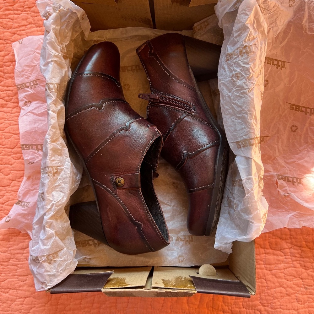 Pikolino's Ankle Boots, New with Tags, Size 36 Eur, Brown
